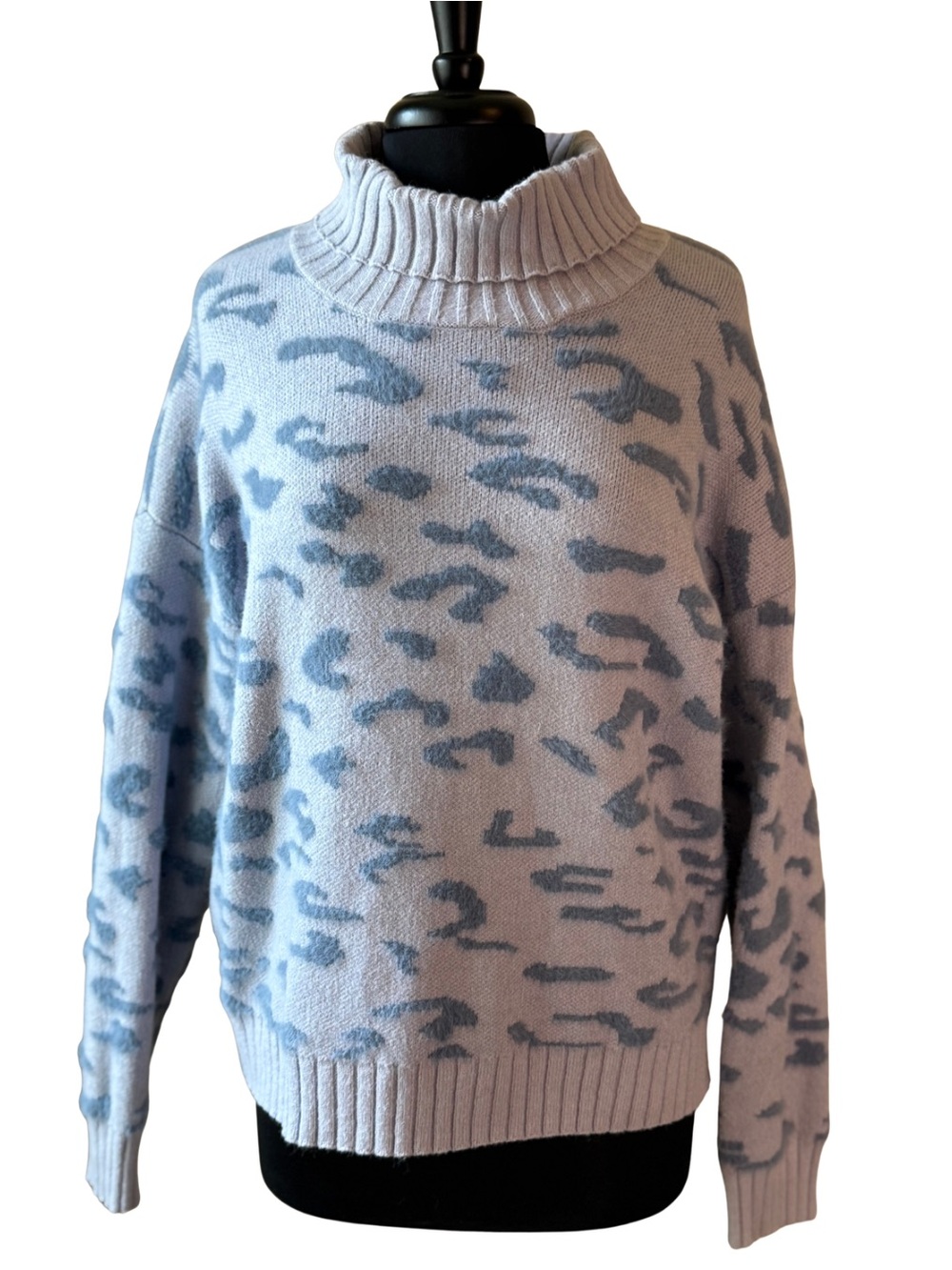 FATE Lilac Leopard Print Turtleneck Sweater Size Large